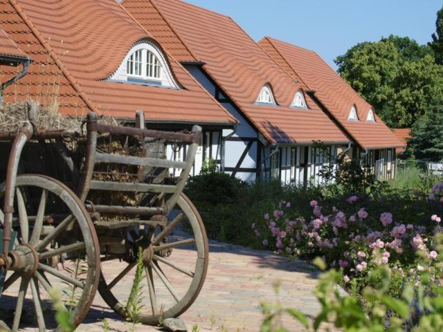 Feriendorf Alte Schmiede Aparthotel Mellenthin Exterior photo